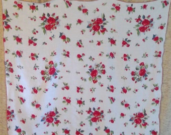 Large Vintage Shabby Tablecloth Cotton Linen Red Roses on White