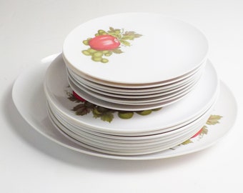 Vintage Royalon Melmac Apple and Grapes Dinnerware 17 Pieces White with Green and Red Fruit