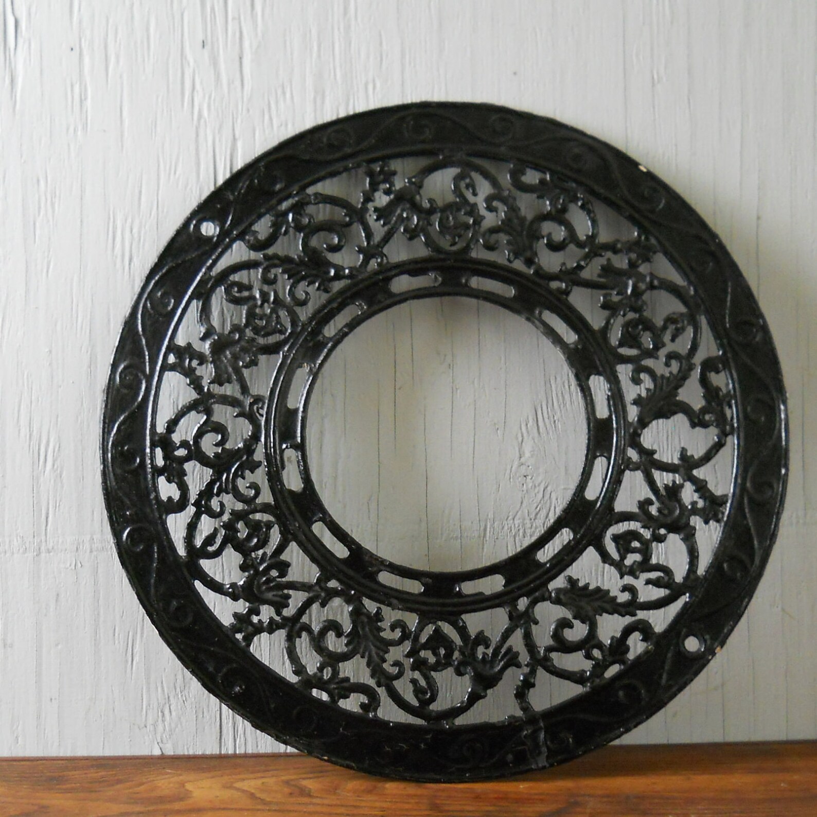 Antique Decorative Cast Iron Stove Pipe Grate Etsy