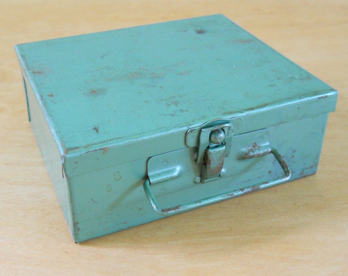Vintage Mini Metal File Box Green Metal Stash Box Etsy