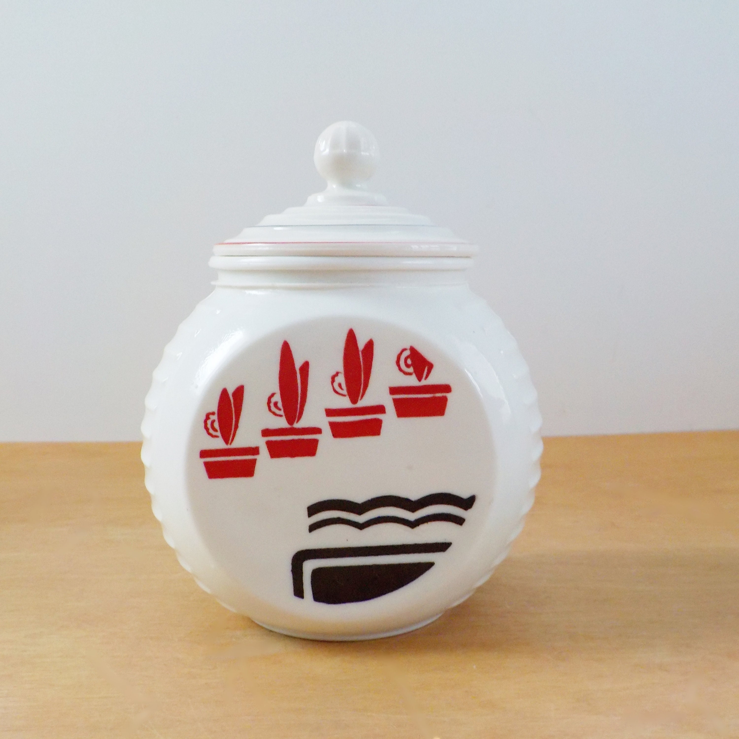 Vintage Fire King Glass Grease Jar 1940s Milk Glass Art Deco Red and Black Fired On Color Flower Pots Vintage Fire King Glass Grease Jar 1940s Milk Glass Art Deco Red and Black Fired On Color Flower Pots