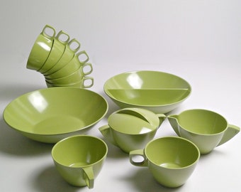 Vintage Mallo Ware Melmac Pale Green