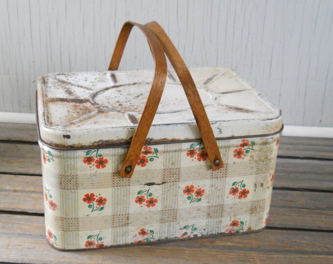 Vintage Tin Picnic Basket Wood Handles Shabby Ivory Red Etsy