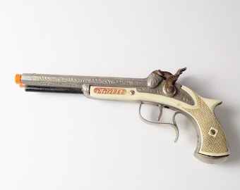 Vintage Hubley "Pirate" Cap Pistol No. 265 Toy Cap Pistol Collectors Toy Gun