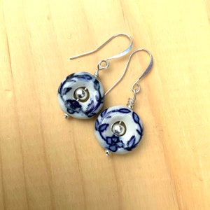Delft Blue and White Flower Earrings image 9