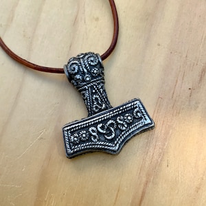 Thor&#39;s Hammer Necklace,  Mjolnir Viking Pendant, Norse Mens Necklace, Mens Jewelry, Unisex Necklace, Groomsmen Gift, Graduation Gift