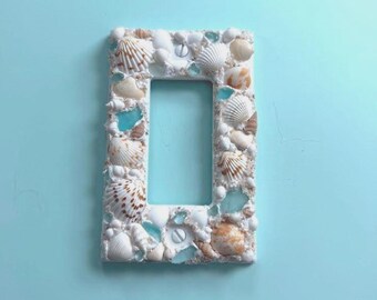 Seashell and seaglass Single Rocker Plate - White Tan Soft Aqua