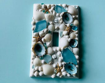 Seashell Seaglass and Starfish Plate Cover - Aqua / White