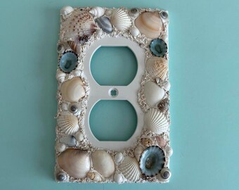 Seaglass and Seashell Outlet Plate - Aqua White Tan