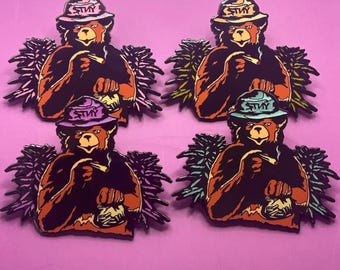 Rave wars x Stny streetwear collab pin