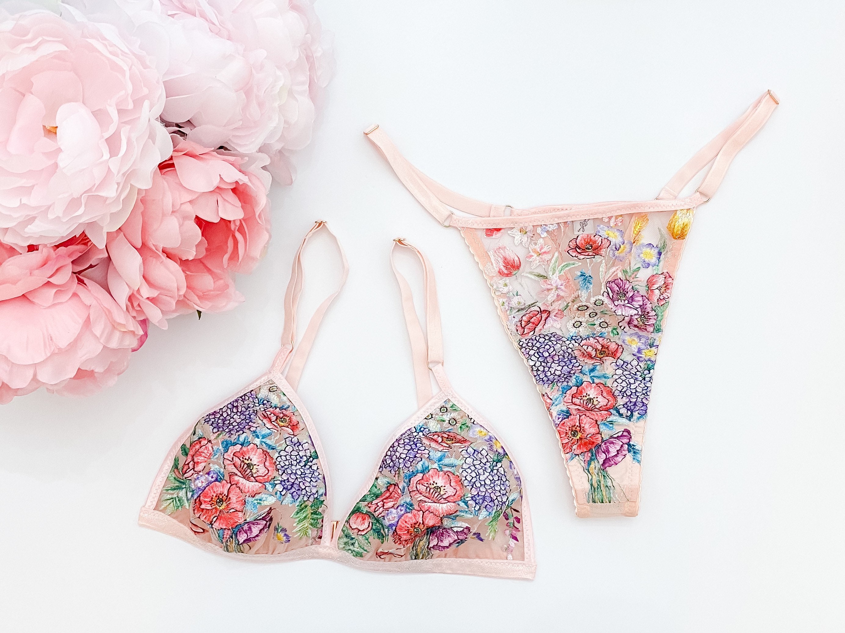 Lace Lingerie Three-Piece Set – The Gypsy Den