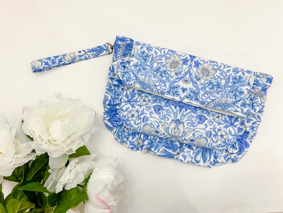 Buy Japanese Floral Fabric Credit Card Holder Keychain Change Purse  Business Card Case Small Zipper Coin Purse Key Fob Bird Blue Pink Roses RTS  Online in India - Etsy