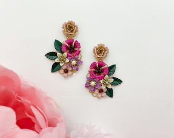 Hand painted floral and leaf floral earrings, statement earrings, bridal jewelry, floral jewelry, 3D Floral