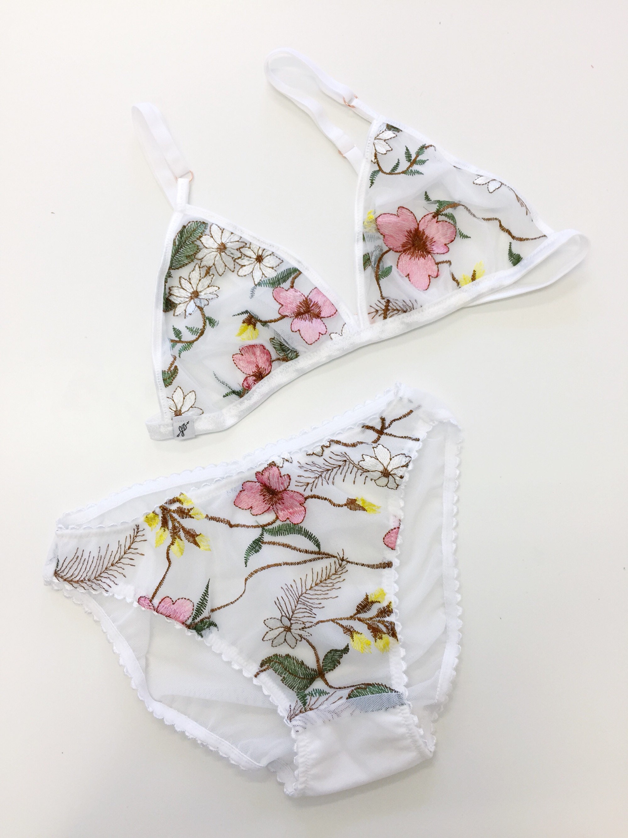 White Floral Embroidered Lingerie Set, Triangle Bra, Bikini Cut Panties,  Floral Print, Low Rise Panty, Bridal Lingerie, Flowers 