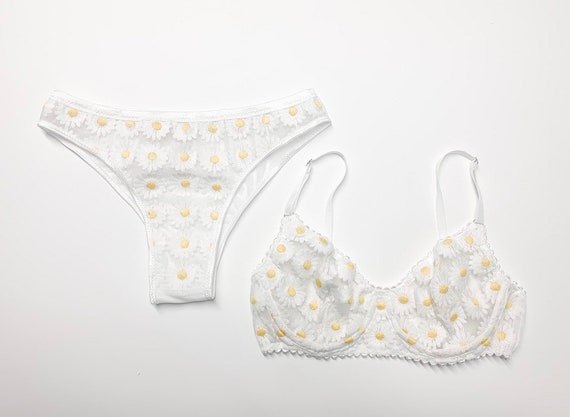 Orders Placed Recently Comfortable Daisy Bra for Qatar