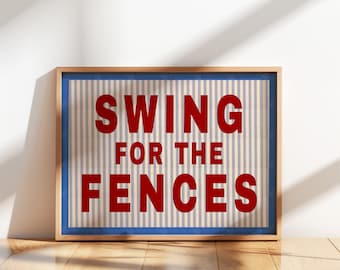 Edredón moderno Swing For The Fences con estampado digital, tapiz de pared bohemio azul y rojo a rayas, cita bohemia para habitación infantil de niños pequeños.