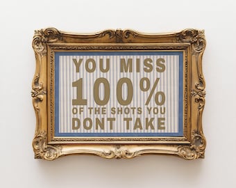 Lámina con cita inspiradora "Pierdes el 100% de los tiros que no haces", decoración deportiva para habitación infantil, arte preppy a rayas azules y beige, descarga digital.