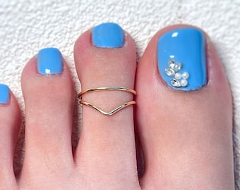 Dainty Gold Toe Ring- Chevron Toe Ring-Tiny Toe Ring-Thin Toe Ring-Adjustable Silver Toe Ring Set -Delicate Toe Ring-Foot Jewelry- Gift for
