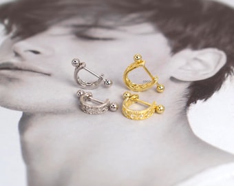 Gold Huggie Hoop Earrings -Diamond Huggie Earrings -Small Diamond Hoop Earrings - Minimalist Earrings -Cartilage Hoop -Helix Hoop Conch hoop