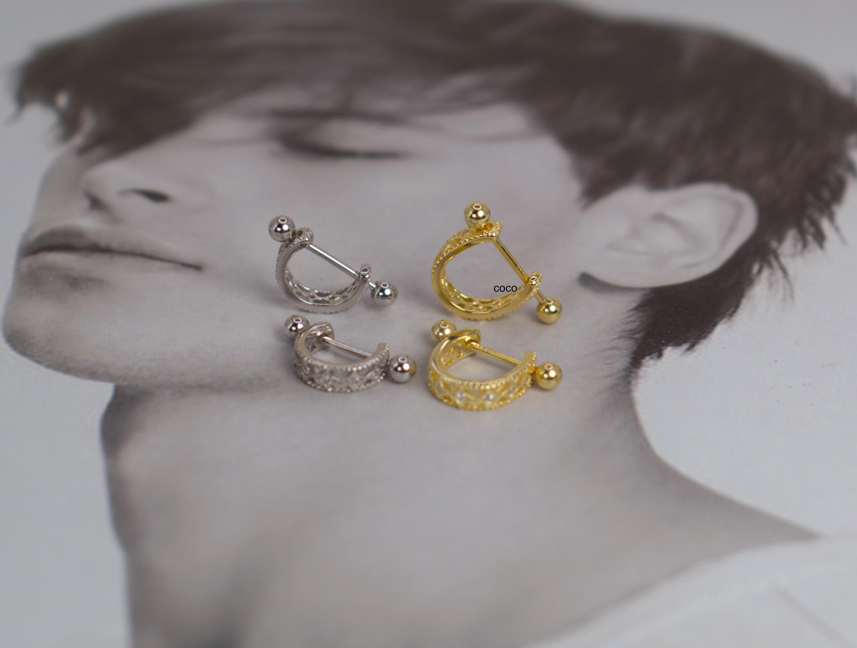 Gold Huggie Hoop Earrings -Diamond Huggie Earrings -Small Diamond Hoop Earrings - Minimalist Earrings -Cartilage Hoop -Helix Hoop Conch hoop