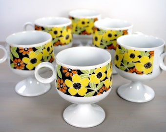 SIX Retro Flower Power Mugs, Pedestal Daisy Coffee Cups, Orange Yellow Green Footed Hippie Mugs Set, Mid-century Kitchen, Vintage 1960s