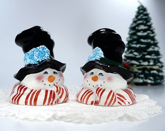 Snowman Snowmen Salt and Pepper Shakers, Scarf and Top Hat, Holiday Christmas Decor, Vintage Home Decor, Gift for Friend, Holiday Tableware