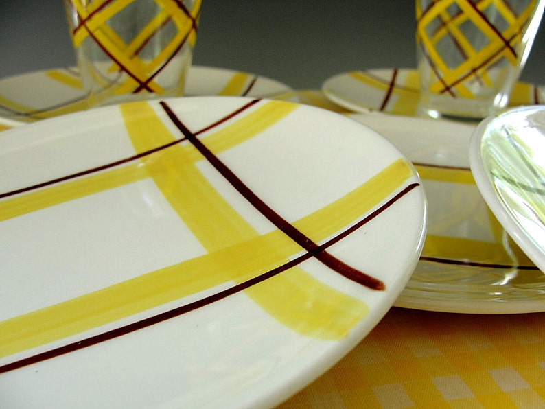 Knowles China Plate Set Plaid Santa Monica Luncheon Set Mid Century Vintage 1950s image 2