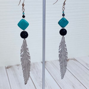 Turquoise and feather earrings,turquoise earrings,feather earrings,boho jewelry,boho earrings,silver feather earrings,long earrings