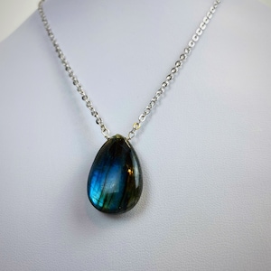 Blue Labradorite and silver necklace,labradorite necklace,boho necklace,boho jewelry,blue flash labradorite,labradorite crystal,