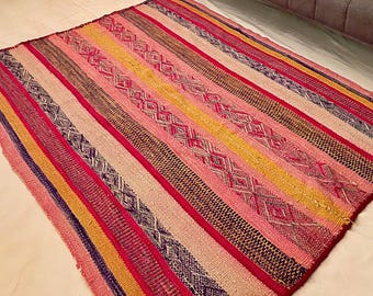 PILLINTU - Tapis péruvien - Champs du Pérou - Doux esprit des Andes - Tapis en laine - Tapis de salon - Tapis vintage - Tapis fait main - Tapis cadeau