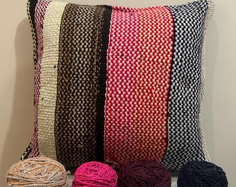 Housse de coussin - Fils des Andes - Coussin péruvien fait main - Âme du Pérou - Housse de coussin andine vintage - Patrimoine tissé - Textile