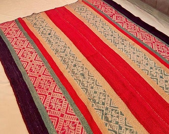 K'UYCHI - Tapis péruvien - Champs de récolte des Andes - Tapis vintage - Tapis en laine - Tapis de salon - Tapis fait main - Graines des Andes - Cadeau