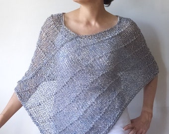 Poncho tricoté avec perles bleues, poncho bleu et beige pour femme, poncho bohème en coton transparent, couverture de plage, tenues de villégiature pour femmes, cadeau pour elle