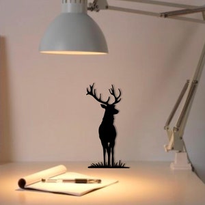 Metal Deer Silhouette Table Decor: Modern Desk Shelf Decoration