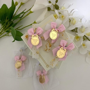 Personalized Gold Baptism Favor, Girl or Boy Christening Thank You Magnet, Handcrafted Epoxy Cross Magnet, Baptism Favors, Christening Favor