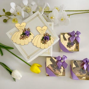 Personalized Gold Quinceanera Magnet Favors: Sweet 16 Gift