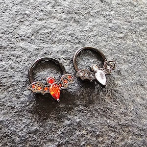 Spooky Vampire Bat Hinged Septum Ring Clicker 16G