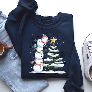 Snowman Sweatshirt, Christmas Sweatshirt,Snowman Tee,Snowman T-Shirt,Women&#39;s Xmas Tee,Christmas Sleigh Crewneck,Christmas Tree Tee,Xmas Tree