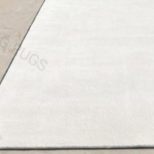 Handgetuft ivoorwit wollen loper – zachte glans, effen kleur afbeelding 9