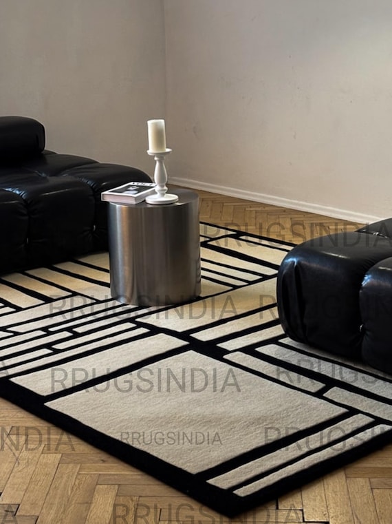 Hand-Tufted Wool Rug: Modern Black and White Geometric Carpet
