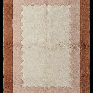 Hand Tufted Scalloped Wavy Border Rug, Beige and Terracotta Area Rug image 17