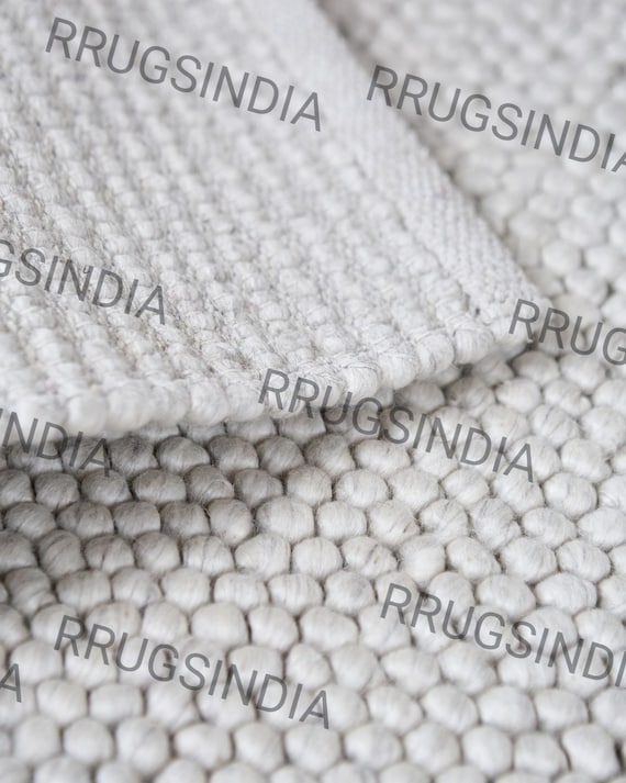 Handmade Wool Pebble Rug – Ultra-Soft Textured Felted Wool Carpet for Cozy Modern Living.