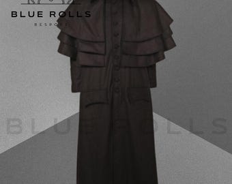 Regency Garrick Mantel - Dreifacher Umhang Woll-/Baumwolljacke, Kutschermantel, Historisches Reenactment, Schwarze Husarenjacke/-cape | Blaue Walzen