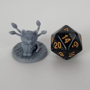 Displacer Beast Kitten familiar for tabletop gaming