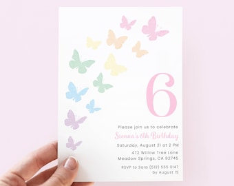 Invitación de cumpleaños con mariposas en tonos pastel para el 6.º grado, descarga digital.