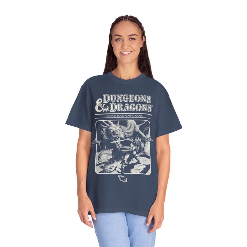 Camiseta gráfica de Dungeon Dragon 1974 con colores cómodos / Estilo vintage Y2K imagen 6