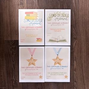 以下が含まれることがあります： 4つのスターリーダーアワードの証明書。各証明書はユニークなデザインで、「この証明書は誇りを持って提示されます」と「自信を持って音読するために」、「今週の優れた読書のために」、または「優れた努力と読書への進歩のために」というテキストがあります。