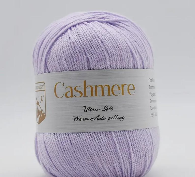 Premium Cashmere Wool 80% Cashmere – Ultra-soft 4-ply luxury yarn – 33 colors to choose from for scarves, shawls, baby projects, etc. 34 flieder