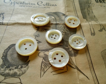 buttons mother of pearl 6 golden USA 1930s