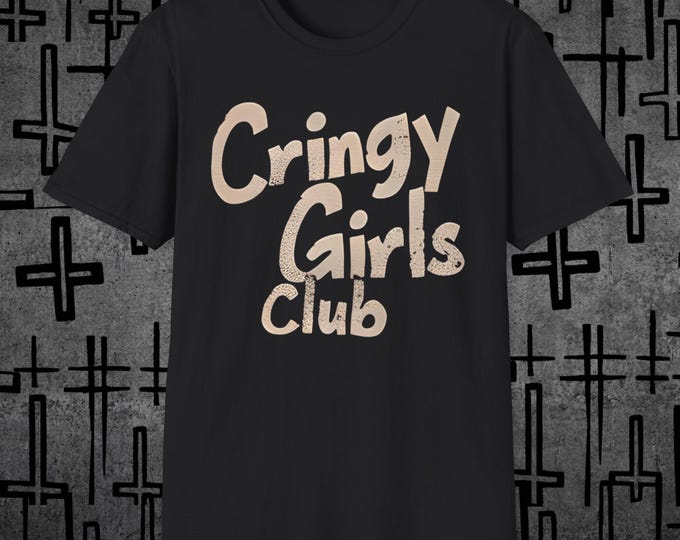 Cringy Girls Club - T-Shirt